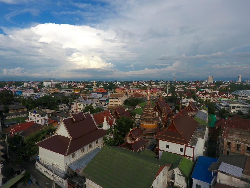 Siriwan Hostel Chiang Mai Exterior photo