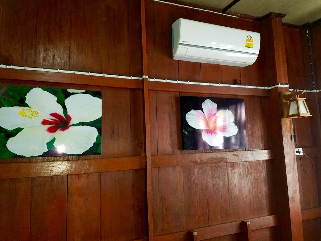 Siriwan Hostel Chiang Mai Exterior photo