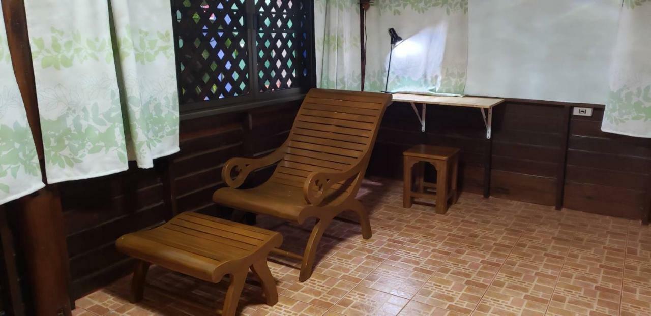 Siriwan Hostel Chiang Mai Exterior photo